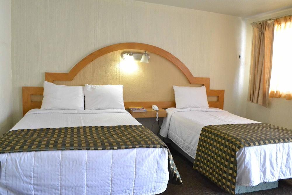 Hotel Flamingo Ciudad Juárez Buitenkant foto